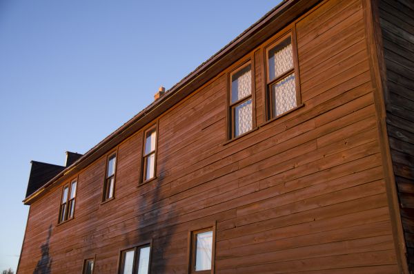Professional Wood Plank Siding Installation